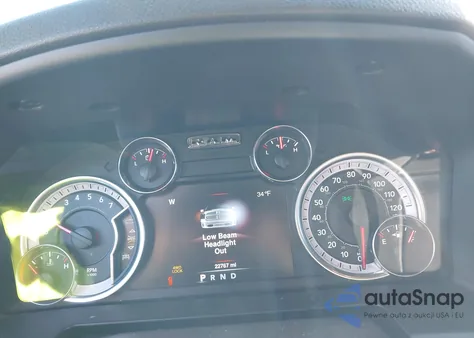 2022 Ram 1500 Classic Warlock 4X4 6'4 Box из США, поврежденный, VIN 1C6RR7GG5NS226790